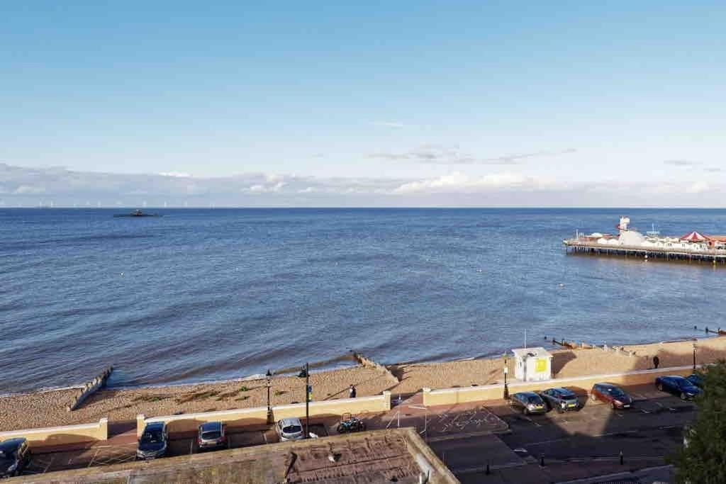 Stylish Beach Front Retreat 2 Bedrooms Herne Bay Buitenkant foto
