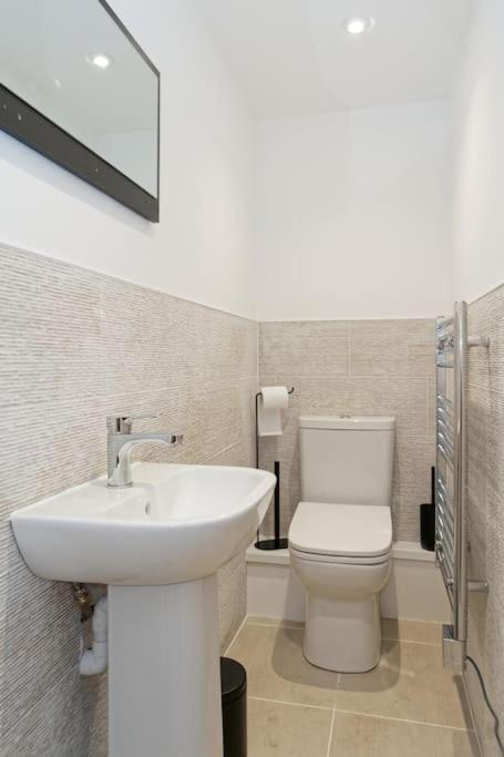 Stylish Beach Front Retreat 2 Bedrooms Herne Bay Buitenkant foto
